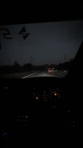 🛣️+🎧🐼