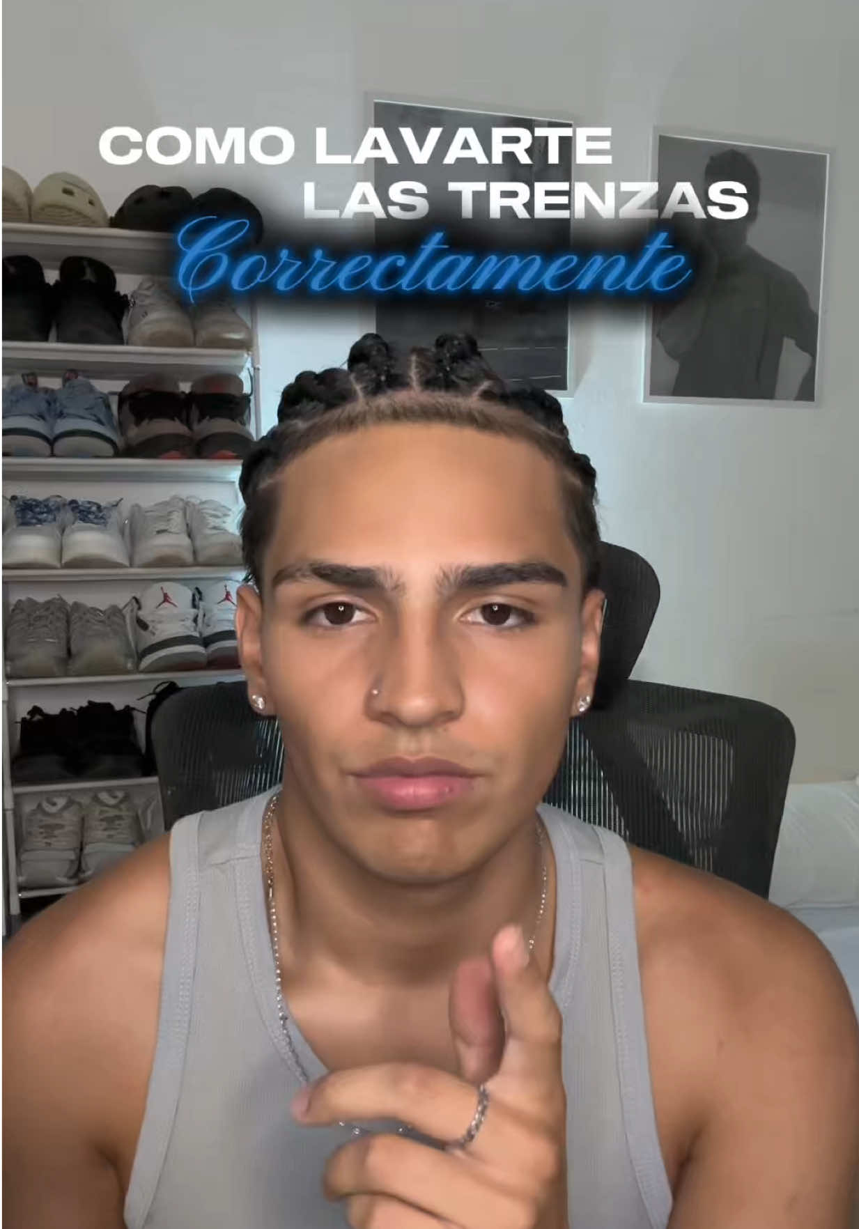 ¿Tienes trenzas y no sabes cómo lavarlas sin estropearlas? 🧼💆🏽‍♂️ En este video te enseño paso a paso cómo lavar tus trenzas de forma correcta para que se mantengan limpias, frescas y bien cuidadas por más tiempo. Evita usar shampoo en seco, ya que como pudieron ver en el video, deja muchos residuos que se acumulan en el cuero cabelludo. Durante el lavado, puedes usar un durag o una wave cap para mantenerlas protegidas, aunque te recomiendo la wave cap por su mejor ajuste. Y muy importante: cuando las seques, usa siempre el secador en frío ❄️. El aire caliente puede dañar tanto el cuero cabelludo como el peinado. Cuida tus trenzas como se merecen. ¿Te ha servido? Déjame un comentario y cuéntame si quieres más tips como este 👇🏽 #trenzas #braids #haircare #fyp #virał 