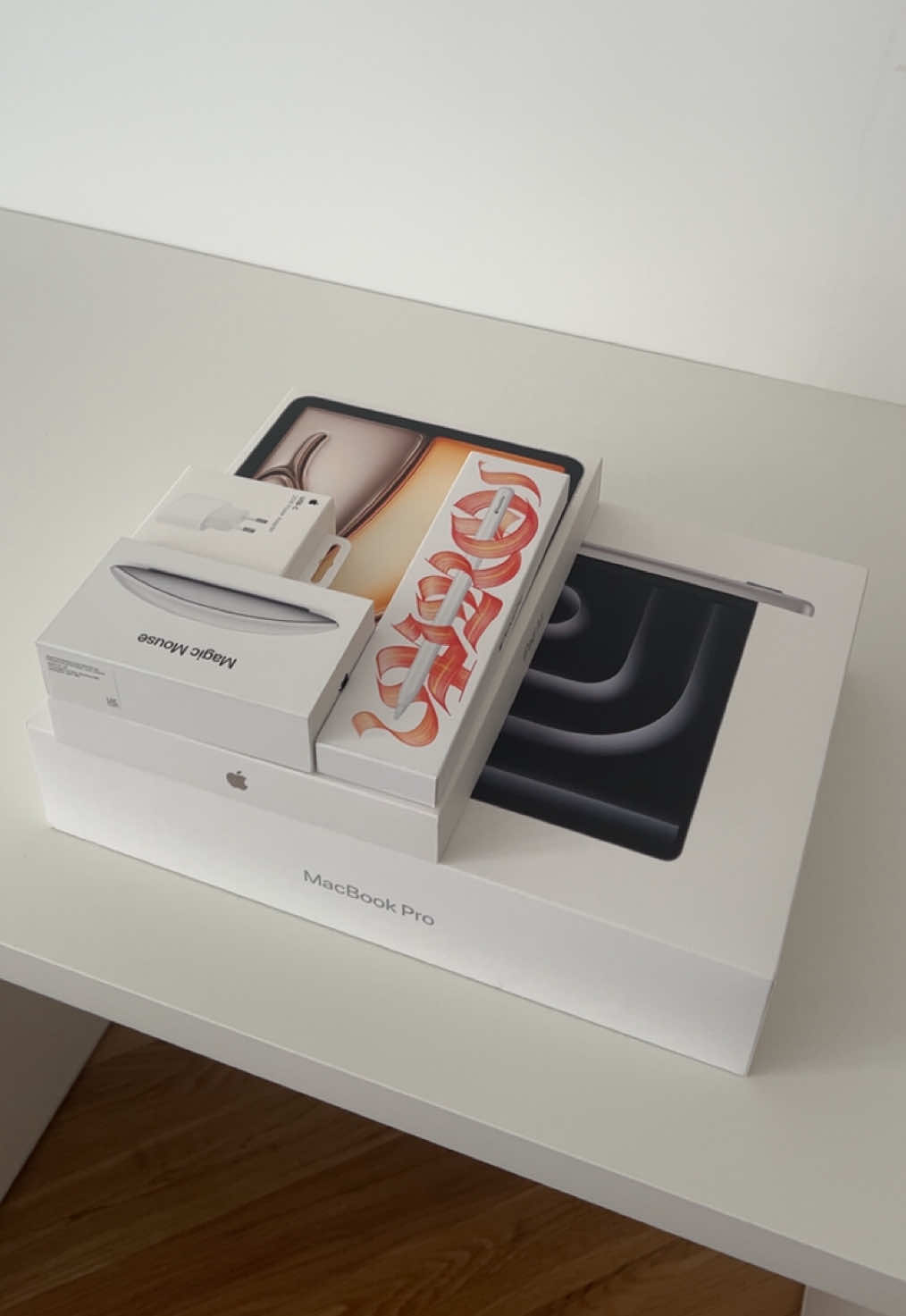Haul offre back to school Apple 🐀💸 #apple #macbookpro #macbook #ipad #student #rentree #school (likez svp faut renta…)