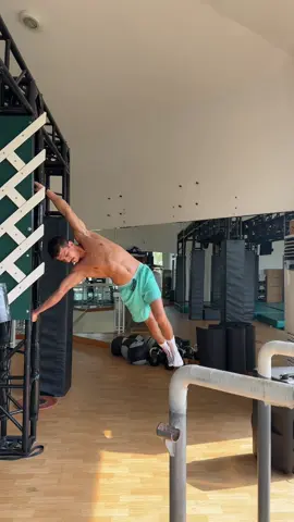 سنابي للجميع حياكم الله تفضلوا😂 rakanfit0