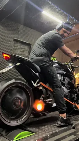 PEGA TIO CB1000r!! 💥🚀 TWO STEP POPS&BANGS!! GANHO DE POTÊNCIA📈 #bike #bikes #biker #bikers #moto #motos #honda #cb1000r #cliga #bikelife #bikelover #bikergirl #bikersoftiktok #grau #graudemoto #fly #motorcycle #remap @Sonhador07 