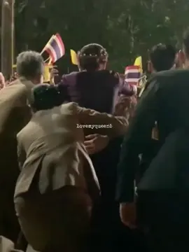 ถ้าถามว่าจะมีเหล่าองครักษ์ไว้ทำไม 💐🙏🏻 #พระราชินีสุทิดา #ในหลวงพระราชินี #lovemyqueen5 #ฟีดดดดดดดดดด #ม่วงรักแม่นุ๊ยก๊าบ 