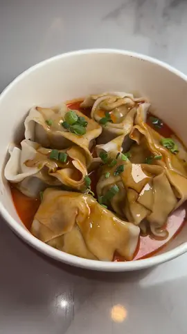 This was first time here and it definitely won’t be my last‼️🔥🥟 @Nan Xiang Express Official  #respectfullyneverneglectfully #fyp #fypシ゚viral #foryoupage #soupdumplings #dumplings #chinatown 