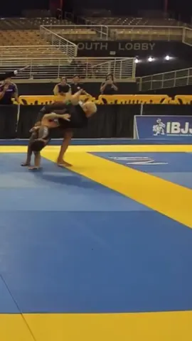 Essa veio da cartola 🎩 🎥🔥 #jiujitsugrappling #jiujitsu #jiu 
