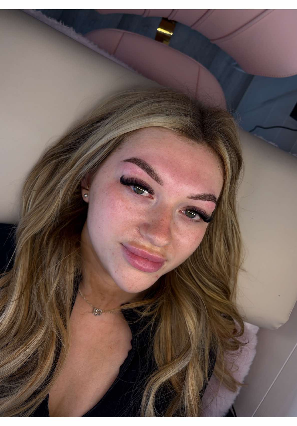 𝐒𝐨𝐟𝐭 𝐛𝐫𝐨𝐰𝐬, 𝐛𝐨𝐥𝐝 𝐥𝐚𝐬𝐡𝐞𝐬🤍🌸✨ 𝐔𝐬𝐢𝐧𝐠 𝐚𝐥𝐥 𝐥𝐚𝐬𝐡 𝐩𝐫𝐨𝐝𝐮𝐜𝐭𝐬 @LGG Cosmetics LTD  𝐔𝐬𝐞 𝐜𝐨𝐝𝐞 - ‘𝐊𝐀𝐓𝐈𝐄𝟏𝟎’ 𝐟𝐨𝐫 𝟏𝟎% 𝐨𝐟𝐟💸 𝐋𝐢𝐧𝐤 𝐢𝐬 𝐢𝐧 𝐦𝐲 𝐛𝐢𝐨🤍 𝐁𝐫𝐨𝐰 𝐩𝐫𝐨𝐝𝐮𝐜𝐭𝐬🤎 @saint&serenity  @BronsunUSA  @Beautiful Brows & Lashes  #lashes #brows #beauty #business #salon #lashartist #browtech  