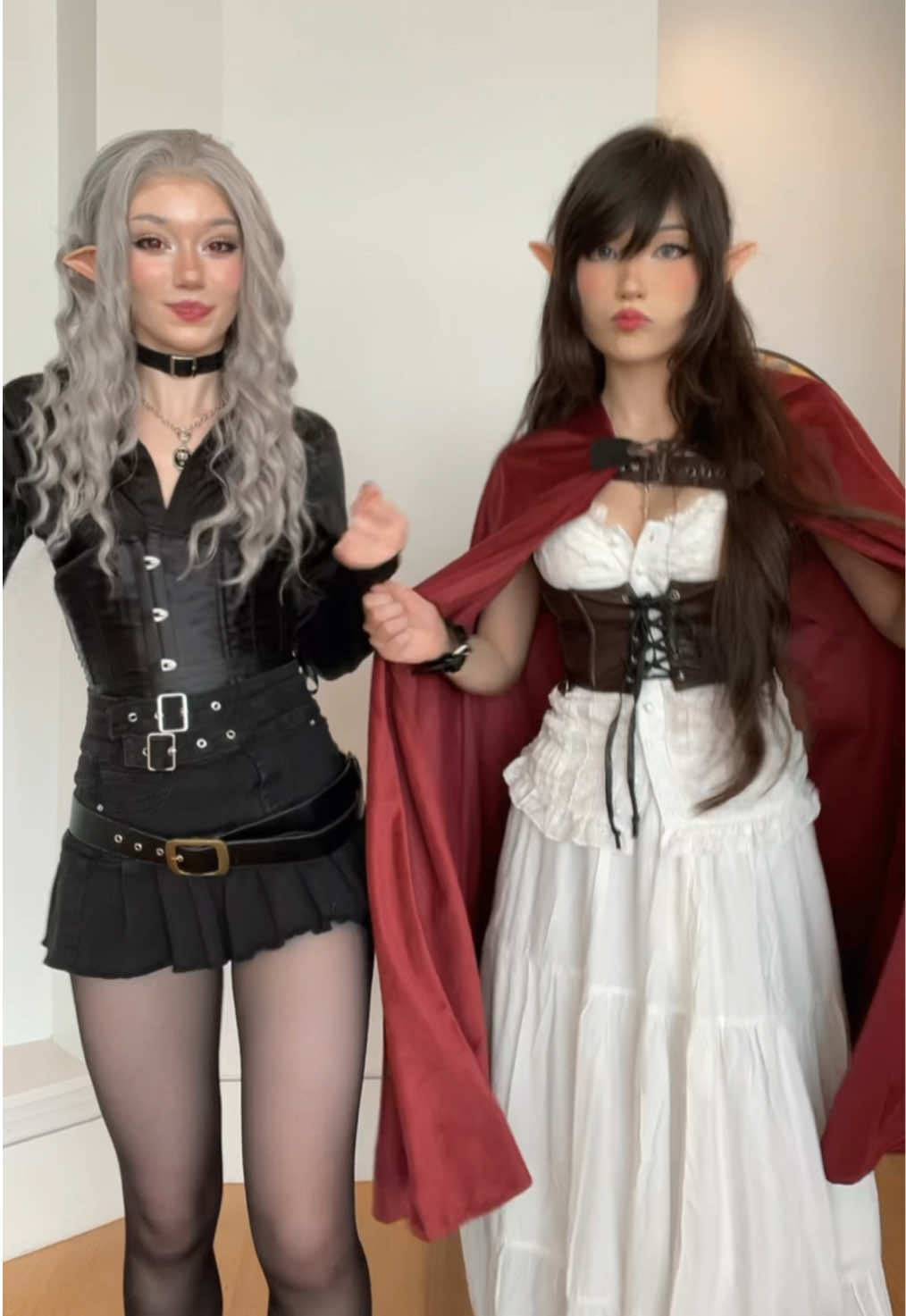 On @emiru stream today come say hellloooowww 💜✨✨ #cosplay #cosplayer #streamer #twitch #cosplaygirl 