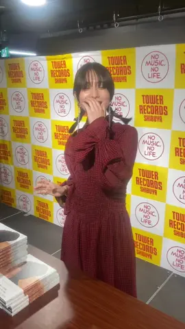 #mikina  #アザトカワイイ  @mikina 