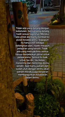 Berhenti bermental korban ganti dengan mental pembelajar dari tiap kejadian sehingga semakin paham dan berkesadaran.#playingvictim#MentalHealth#toxic#bahagia#trauma#sadar#kehidupan#belajar#awareness#selflove#HealingJourney#selflovejourney#spiritualawakening#selflovebestlove#cinta#semuakarenacinta  