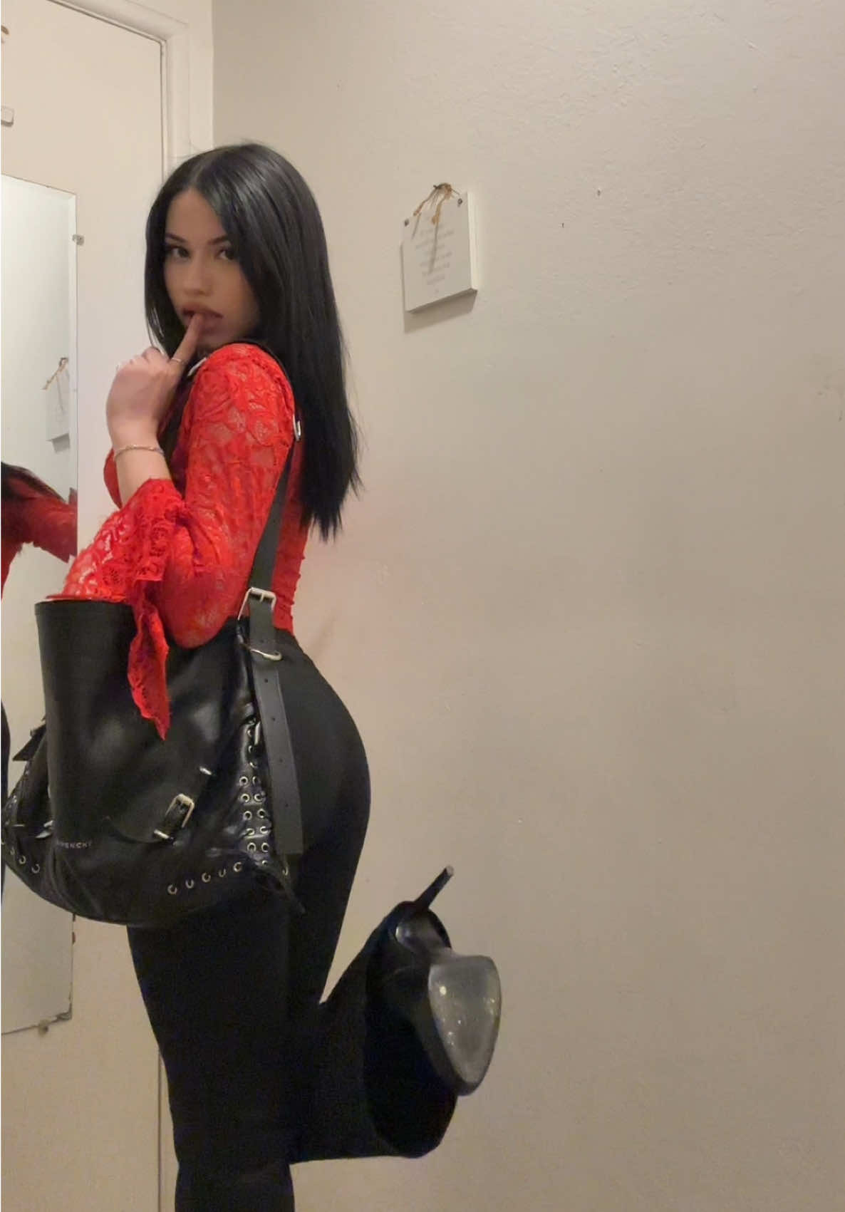 I love getting ready with intention❤️ #glamour 
