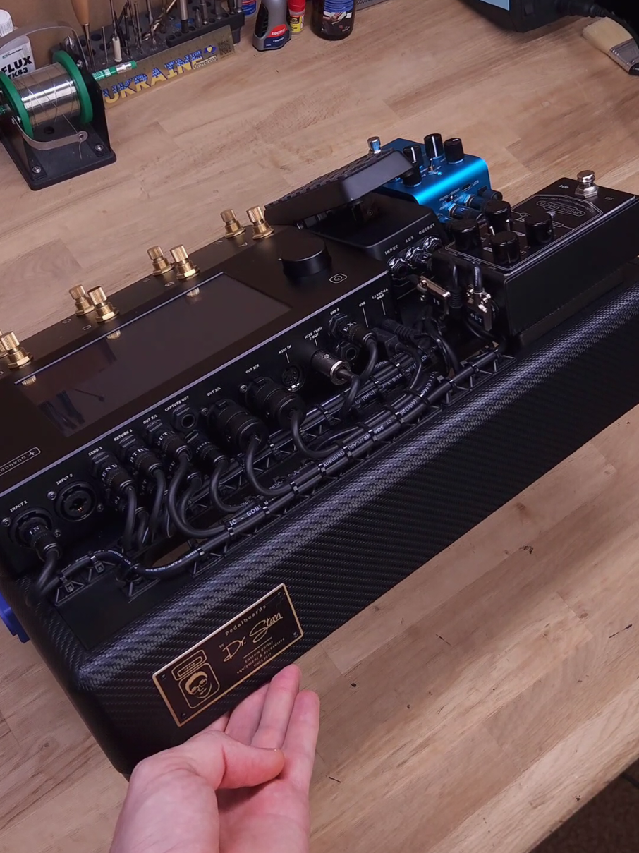 Quad Cortex pedalboard for one and only SEAL  #drstancompany #guitar #pedalboard #guitarpedal #gas #geartalk #guitargear #guitarcable #guitarcabinet #boutique #handmade #pedalboardeurope #pedalboardusa #cleancabling #guitarplayer #cleancabling #cablemanagement  #wiringsetup #pedalboardwiring #rigbuild #pedalboardsetup  #pedalboardsetups #handmade #handcrafted #craftsmanship 