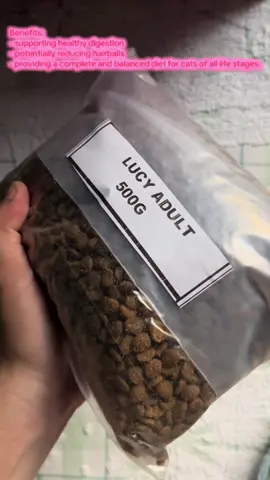 LUCY CAT FOOD🫶🏻💚#lucy #lucycat #lucycatfood #catfood #fyp #fypシ゚viral #fypシ゚ #checkout #checkoutnow #yellowbasket #buynow #clicktheyrllowbaskettoorder #ordernow🛍️ #ordernow 