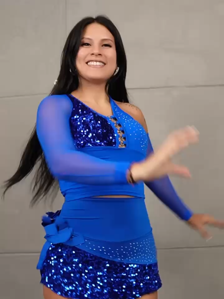 ✨ ¡Bellas! Hoy tenemos transmisión en vivo por TikTok a las 9 p. m. ✨ Habrá ofertas especiales y verán los nuevos ingresos que acaban de llegar  No se lo pierdan, las espero con muchas sorpresas  #fyppppppppppppppppppppppp #AkiraFitness #gym #BrillaEntrenando #EstiloEnMovimiento #ConjuntoFitness #ConjuntoConEstilo #ModaDeportiva #FitnessConActitud #BaileYEstilo