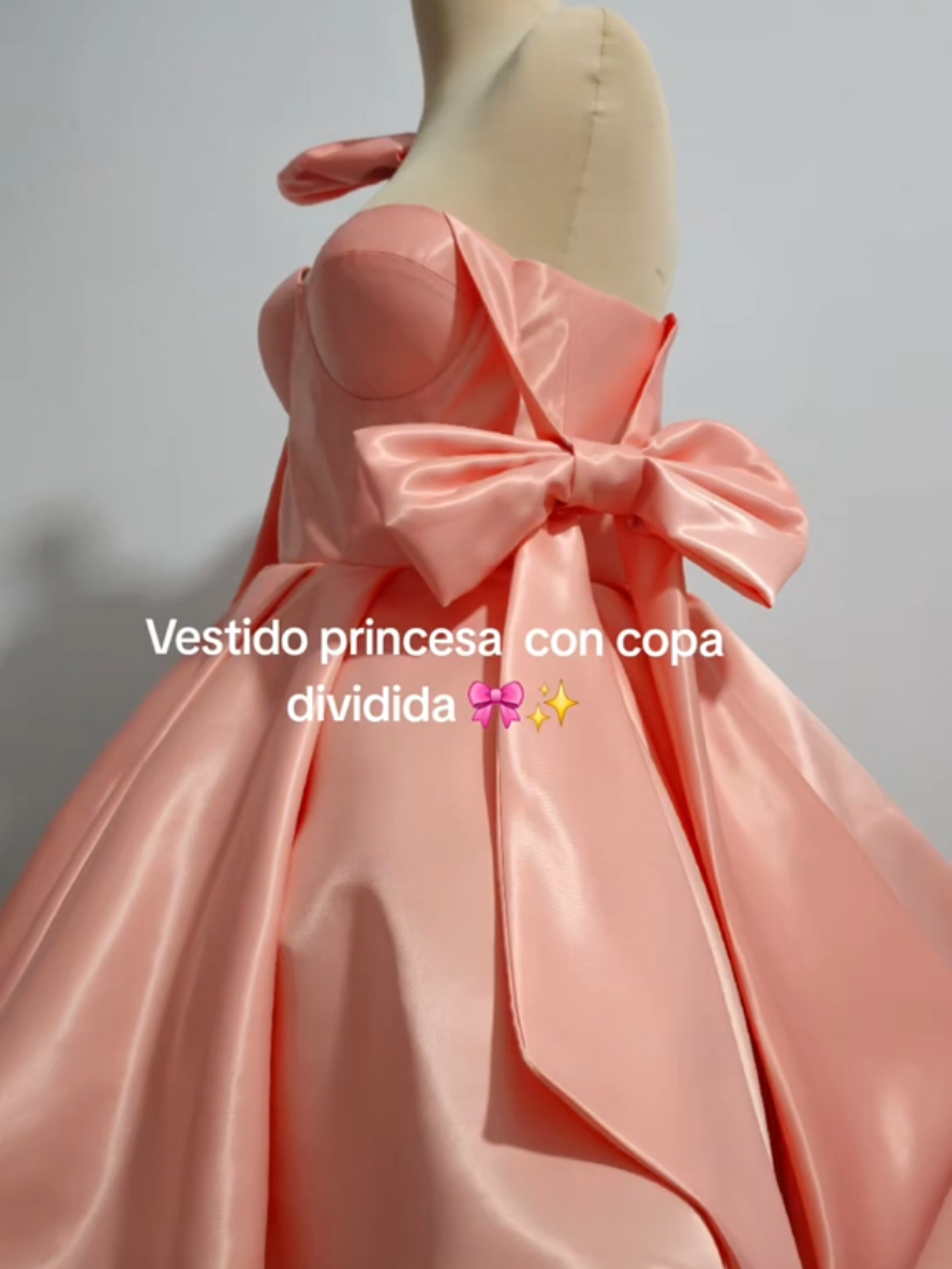 pedidosWhatsApp🇵🇪+51 981 316 798 #vestidoprincesa #vestidolazo #vestidoviral #dress #comohacervestido #vestidos #vestidodepromocion #dressprincess #princessdress #vestidodeprincesa #vestidoverde #tiendaderopa #tiendaonline #vestidoprincesa1650 