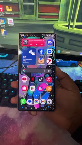 And don’t call me an apple fan girl, I’ve just stuck to what I liked at the time. #s25ultra #samsung #newphone #maketheswitch #applevsandroid #fypシ #techtok 