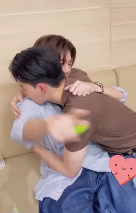 Yêu đúng người là như thế nào 🫦🫦#pondphuwin #ppnaravit #phuwintang 