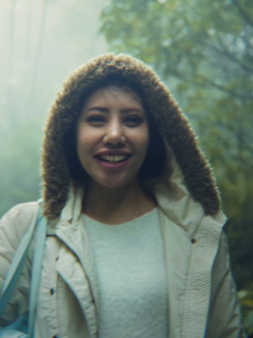 Art of Color Grading, and also a quick teaser to our short film 😉 With @laiylac13 and @smilingmonkeyfilms  #fyp #multo #film #colorgrading #sony #cinematic 
