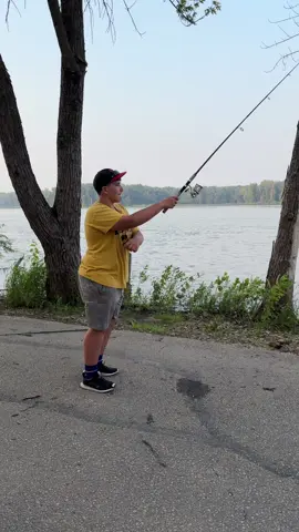 #funny #fail #fishing #fyp #xzbcya #fyp 