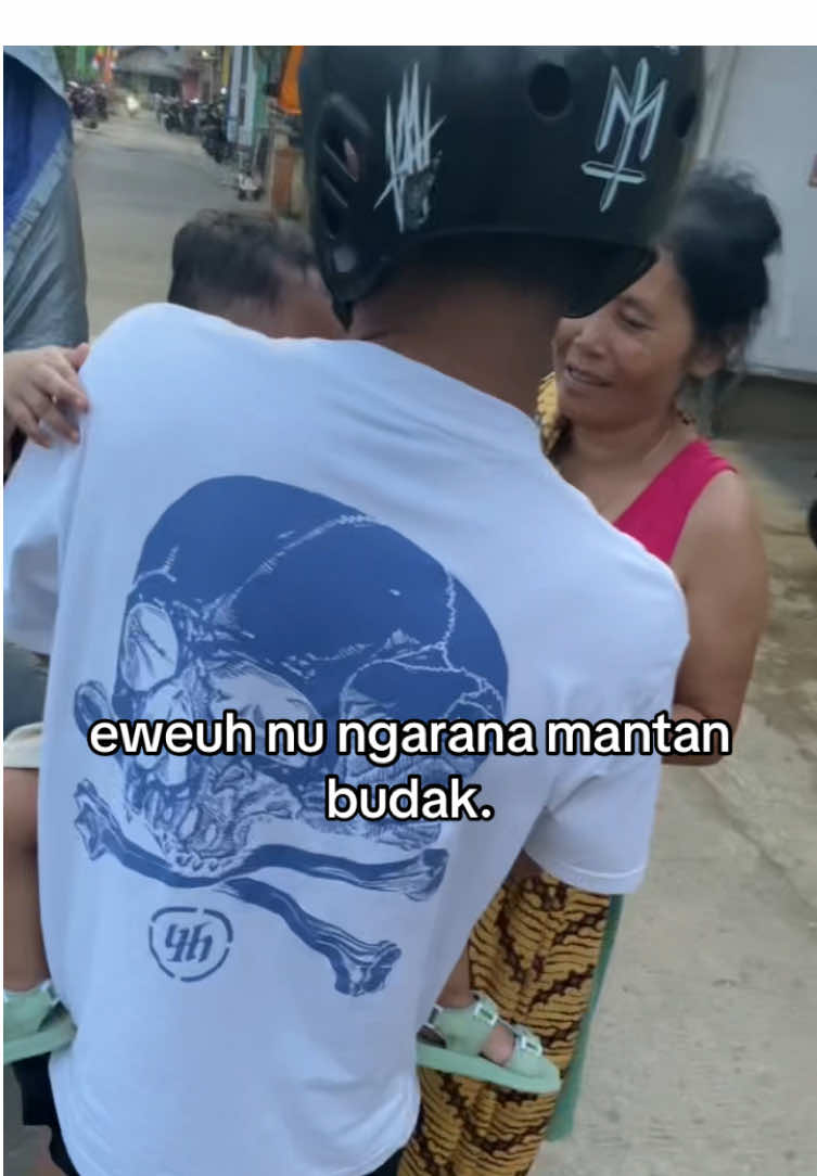 paribasa pamajikan mah aya urut na tapi budak eweuh urut na. ayah janji bakal jadi aya nu terbaik🫶🏻💪🏻 #abcxyz #zxycba #bcaxyz #yxzcba #berandatiktok #beranda #storysunda #anakayah #ayahhebatku 