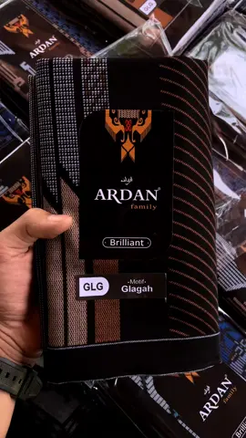 Kalo ini yang motif glagah bolo,cuuakep kan perpaduan warna hitam dan coklat🤩 #fyp #viral #sarungardan #ardan #fashionmuslim #sarungan 
