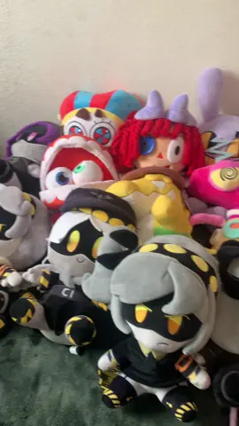 How my Glitch Productions Plush Collection started. #theamazingdigitalcircus #murderdrone #gaslightdistrict #plushcollection #fyp 