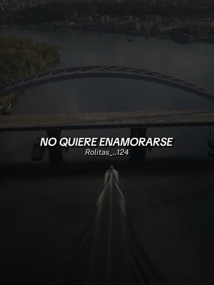 no quiere enamorarse... #statusvideo #statusparawhatsapp #indirectas #statusdemúsicas #whatsappstatus 