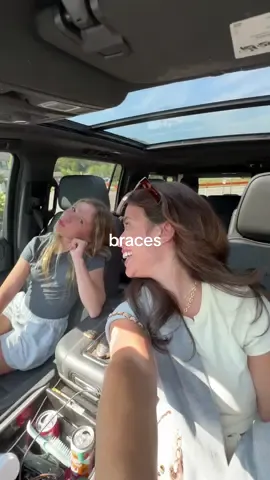 Send me all the braces tips!🥹🫶🏼lysm! #momoffour #motherhood #grwm 