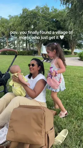 motherhood got lighter the moment you found your people 🧺✨ #firsttimemom #MomsofTikTok #momsclub #mamasandminis 