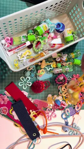 KALO BUAT KEYCHAIN ADAAA #fyp #beads #keychain #tokogemes #tokogemesmalang 