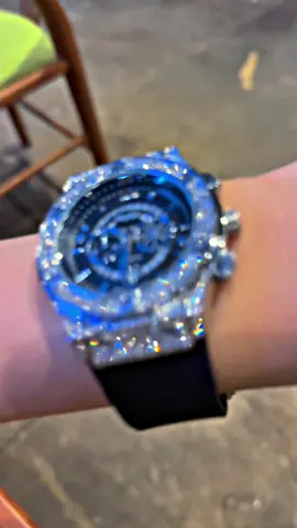 Đeo em này đi cafe với bạn gái thì hết nước chấm #donghonam #donghodep #chaypho #donghonamdep #donghonamsangtrong #boypho 