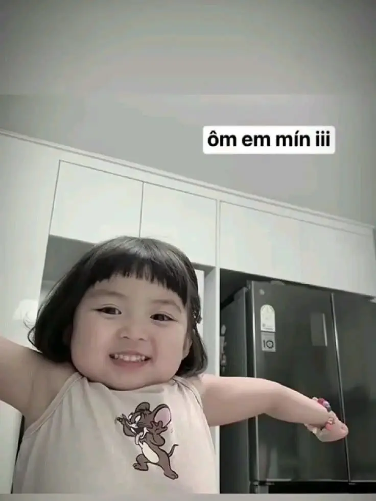 ôm e mún coi #ômmiếngđi #views #video #xuhuong #xuhuongtiktok 