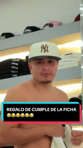 REGALO DE LA FICHA 😂 ustedes que comprarían con esa plata?😅 #viral #fyp 