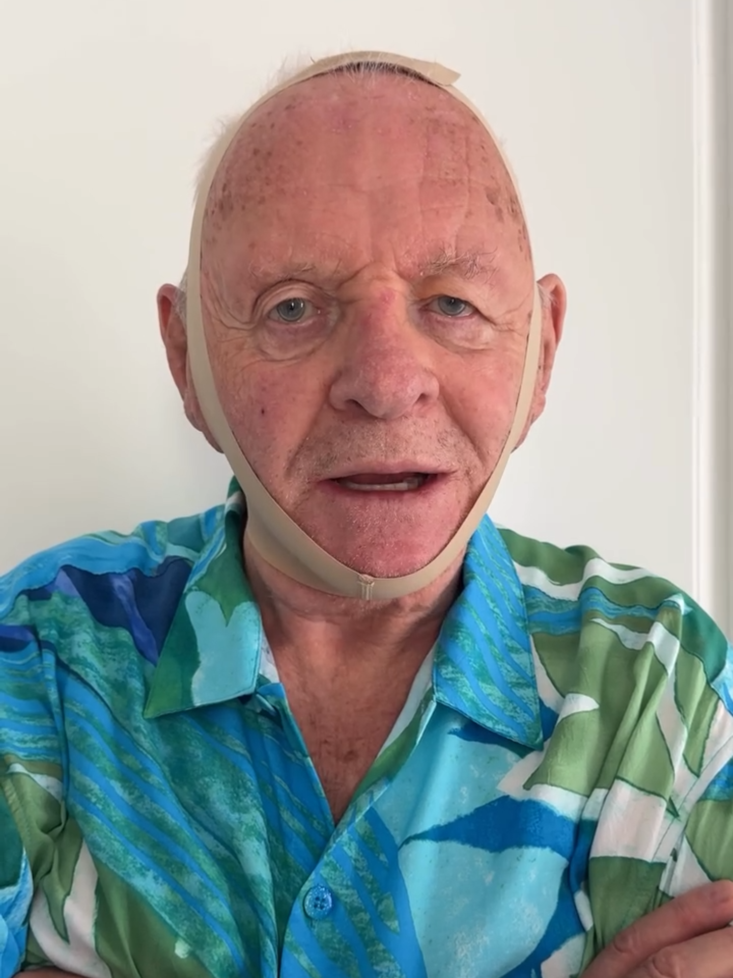 Anthony Hopkins likened Kim Kardashian's new facelift mask to the one he wore in The Silence of the Lambs. #anthonyhopkins #thesilenceofthelambs #kimkardashian