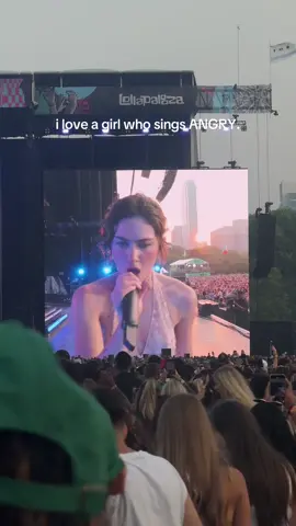 i told you things angry version #gracieabrams #gracieabramstour #lollapalooza #graciepalooza #tsoutour #fyp 