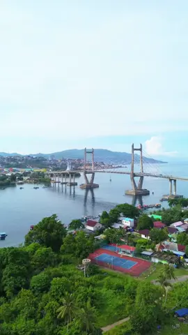 Vibes ahad pagi di Jembatan Merah Putih, Kota Ambon, Maluku 🇮🇩 #ambon #jembatanmerahputihambon #maluku #malukutengah #drone