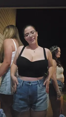 4 bad bitches