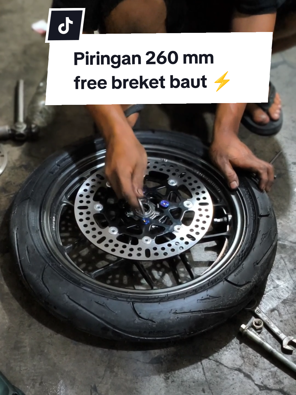 Piringan 260 mm lobang 4 free breket & baut tebal 3mm uda pnp tinggal pasang untuk beat scoopy vario #piringancakram #piringancakram260mm #disccakram #vario125 #variomodifikasi