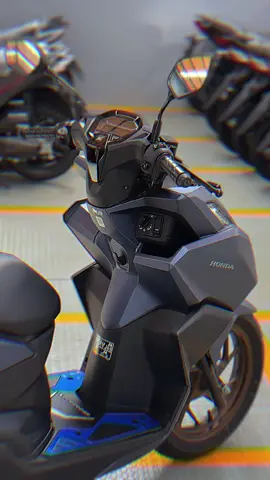 🛵 VARIO 160 ABS – TAMPIL GAGAH & MODERN! 🛵 💥 Harga Cash: Rp 31.234.000 💸 Cashback 200 Ribu! 🔑 DP Mulai 1,7 Jutaan Aja! Langsung gas bawa pulang motornya! Desain sporty, performa oke, irit bahan bakar! 📍 Capella Honda Sigli – Marketing Syfa ☎️ 0895-1996-0427 Gak perlu ribet, cukup: 📄 KTP & KK (Kartu Keluarga) Langsung bisa proses kredit! Jangan tunggu nanti, yang cepat pasti dapat! #Vario160 #HondaSigli #PromoMotor #CapellaHonda #HondaKeren