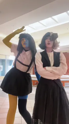 ENA AND MOONY AT DA MALL ENA: @Mikey/Link  - #ena #enajoelg #enacosplay #enajoelgcosplay #moonyena #enamoony #moonyenacosplay #enamoonycosplay #moonycosplay #enaandmoony #cosplay 