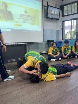 ใครจะช่วยใครก่อน(แพ้เสียงในหัว)#CPR #มกชอุดรธานี #มีน #คลิปตลก 