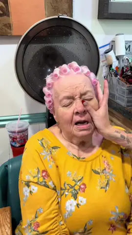 Lots of comments with this sound so here’s the video with the sound you all love 😂 #grandma #teeth #dentures #jet2holidays 