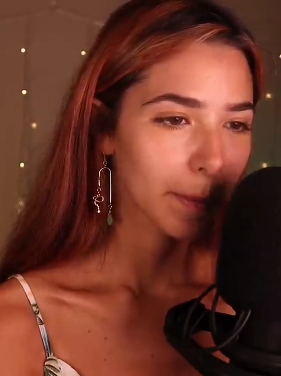 Sonidos adictivos de 👅 asmr mouth sounds... #asmr #asmrmouthsounds 