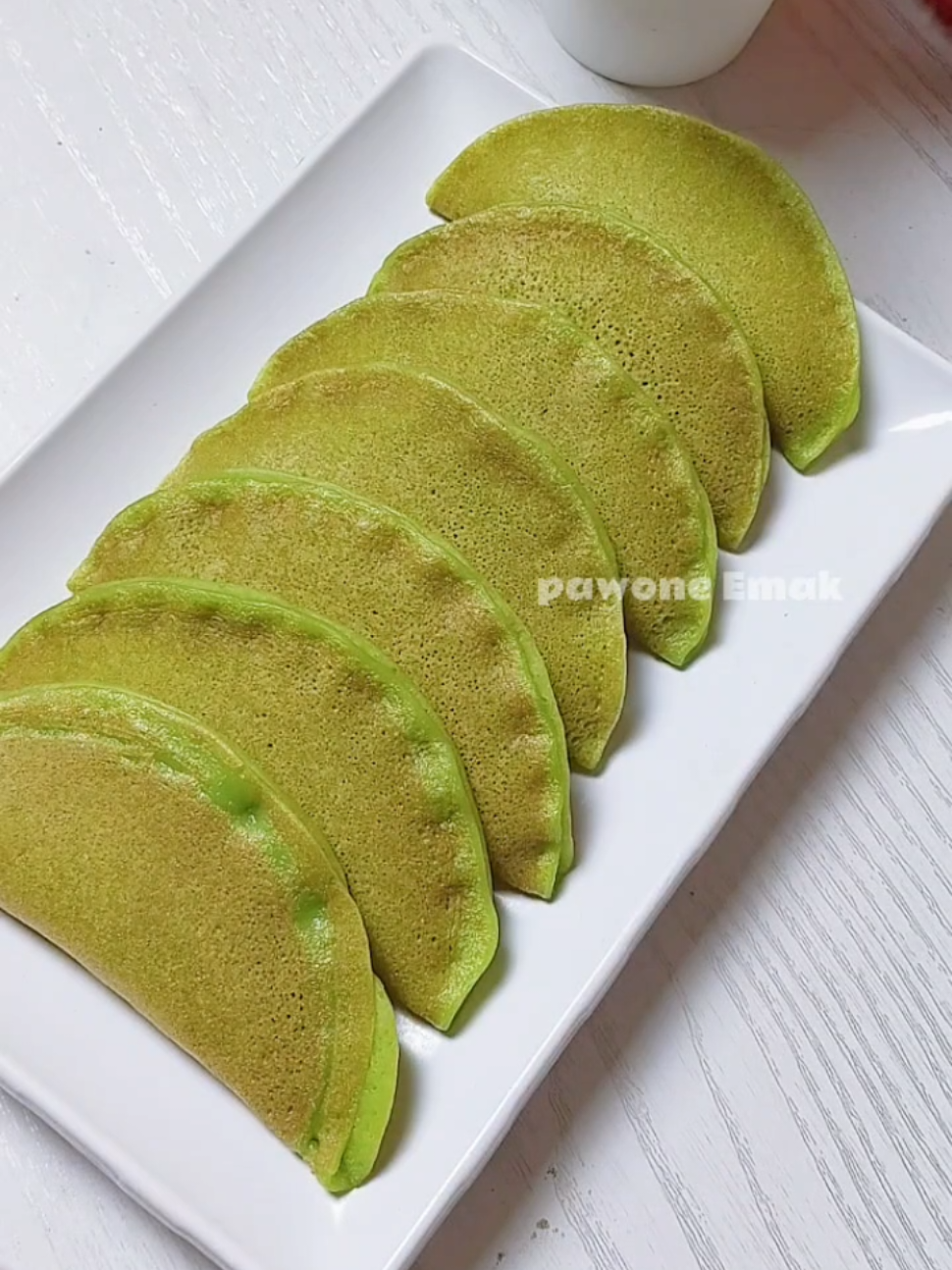 Resep martabak lipat anti gagal untuk pemula #idejualan #jajananviral #cemilankekinian #martabak  #manis  #martabakteflon 