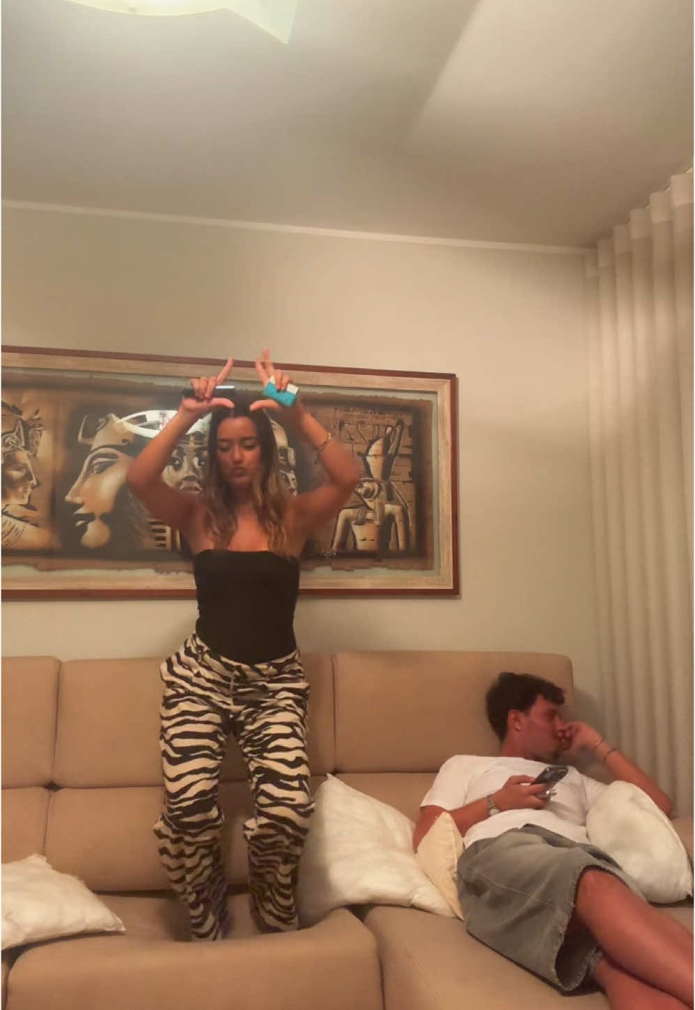 acho que seríamos o amor da vida um do outro, porém gostamos do contrário AHHAHA