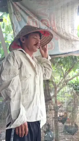 Mai lỡ tôi bà xa nhau 