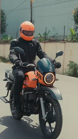 Backbencher Ndani ya Roam Air zero mileage. With only 10k deposit, you can get yours today on Bolt/M-Kopa Option. Call us 0740 666 555 #nduthiculturekenya #madeinkenya #buynow #nairobitiktokers #electricbike #fyppppppppppppppppppppppp 