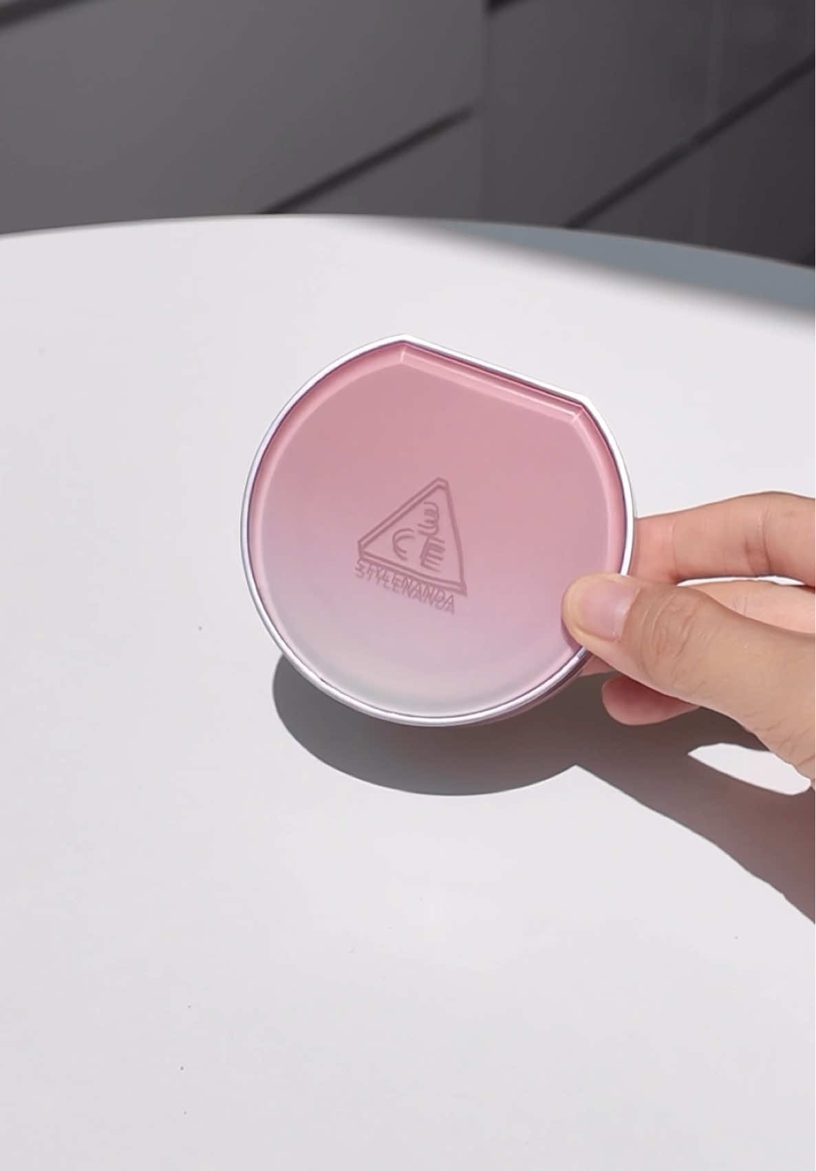 Thêm 1 chiếc cushion vào list yêu thích #goclamdep #3CEVN #3andChịEm #3CEPartner #cushion 