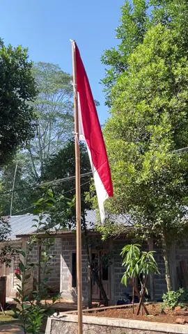 Isuk isuk kaget ujug ujug jejeran kro Polandia😭#benderamerahputih #bendera #merdeka 