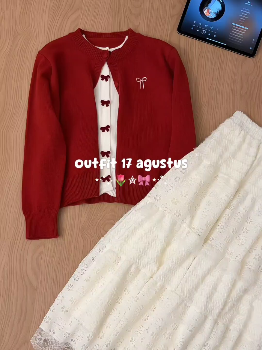 fit check 17 agustus 🫶🏻 #outfitideas #outfitinspo #outfit17agustus #kemerderkaan #merahputih #atasanwanita #cardigan #skirt #rokcantik #simpleoutfit #koreanstyle #oneset #fashion #rekomendasioutfit #mixandmatch #fyp 