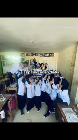 #foryoupage #fypage #fyp #katakata #kelaspojokgayabebas 