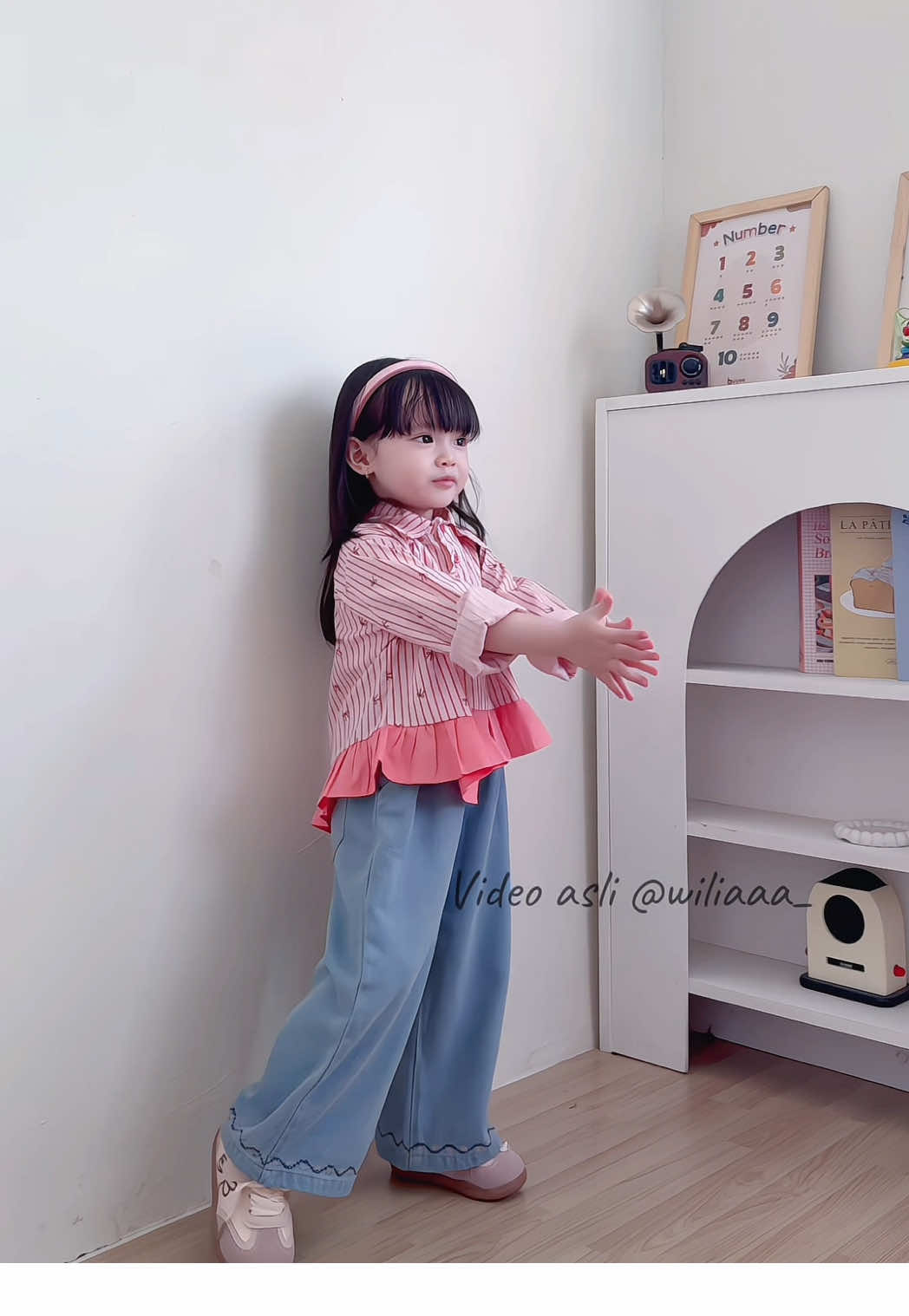 Fitcheck 📸 #ootdanakperempuan #inspirasioutfit 